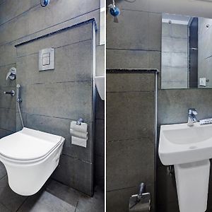 Super Townhouse Tipsyy Near Bestech Central Square Mall